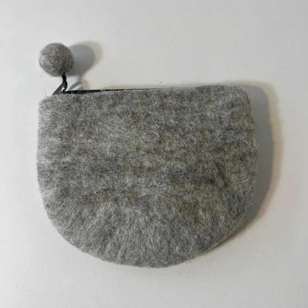 Handmade Felted Wool Bluebird Flowers‎ Bee Applique Pouch Gray Coin Purse 4 x 6
